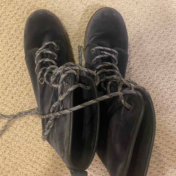 Stuart Weitzman Metermaid Boot Emerald Velvet size 10great condition heeled boot - Picture 8 of 10